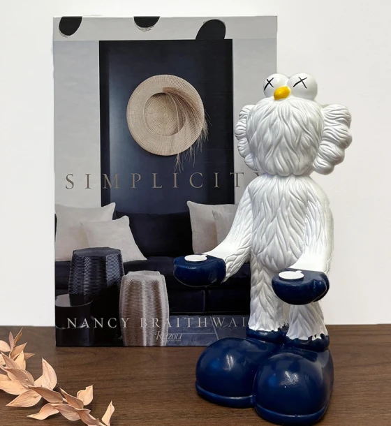 Kaws Tray Figurine | Deco Vivace